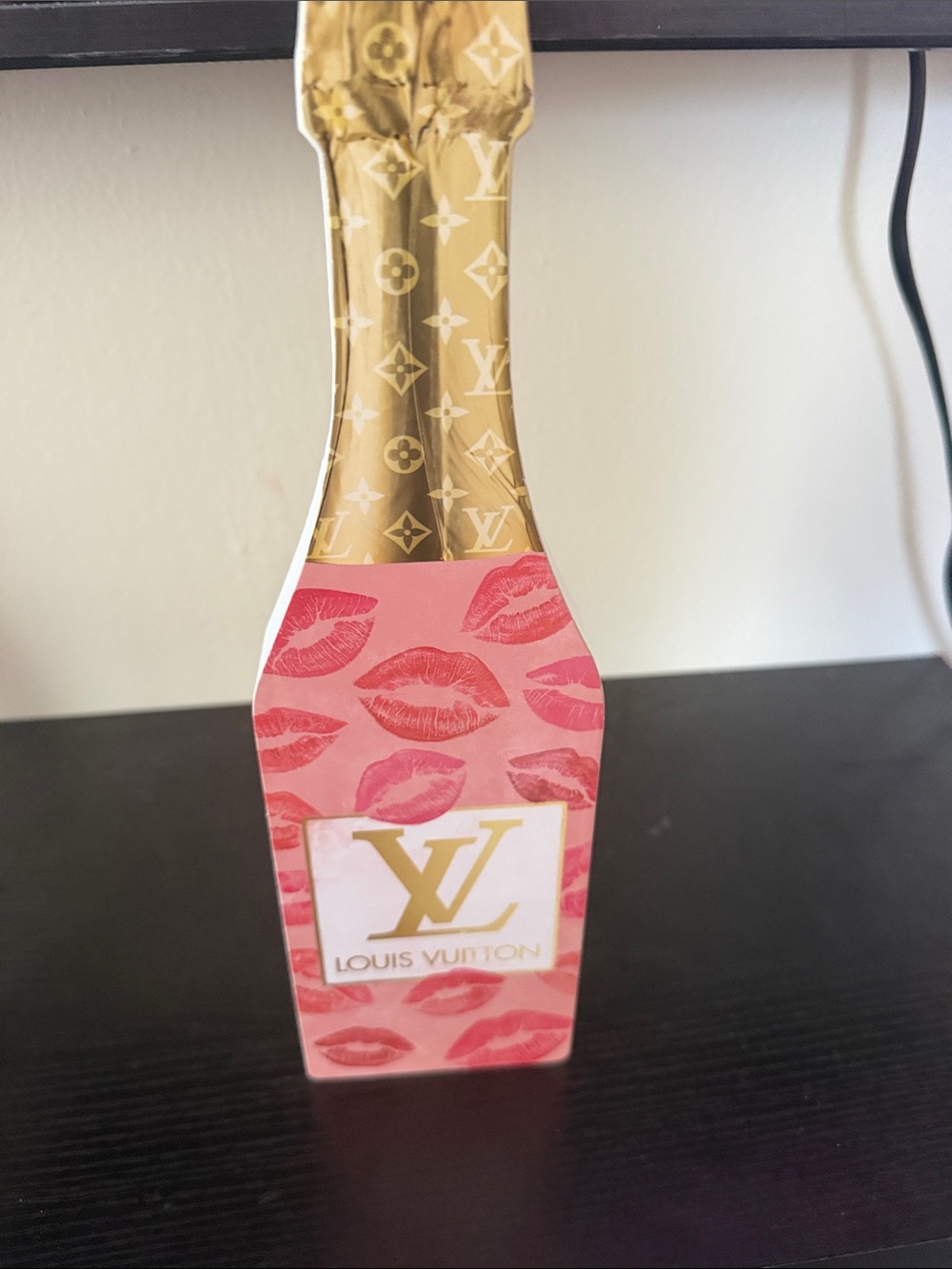 LV Pink wooden decor